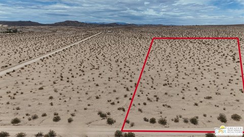 Land, TWENTY-NINE PALMS, CA