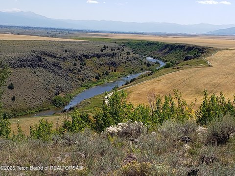 Land with Teton River Access