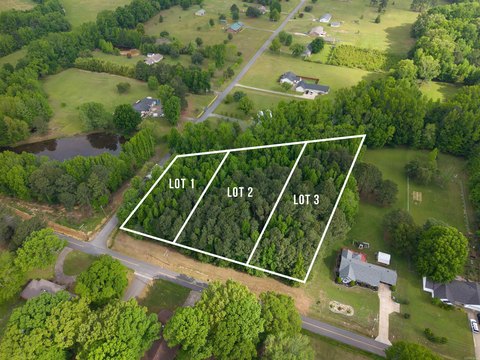 Residential Lot Near Beebe Pond