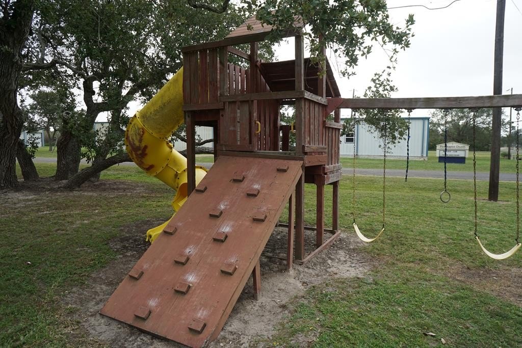 Picture 10