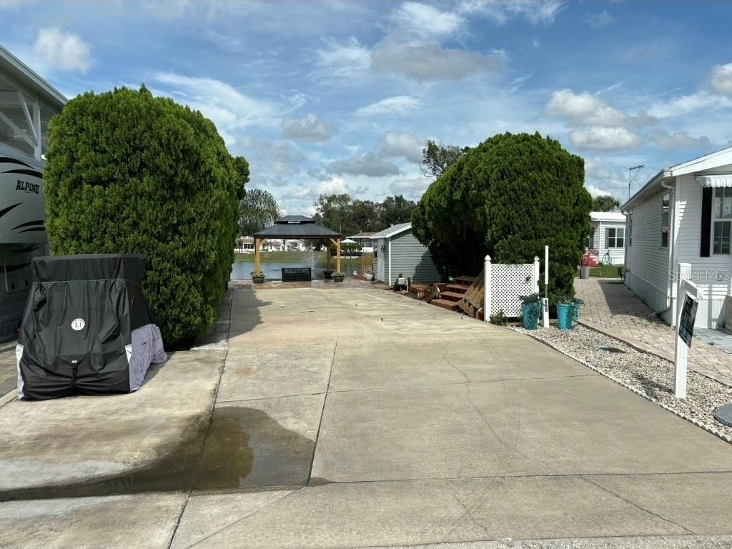 Picture 10