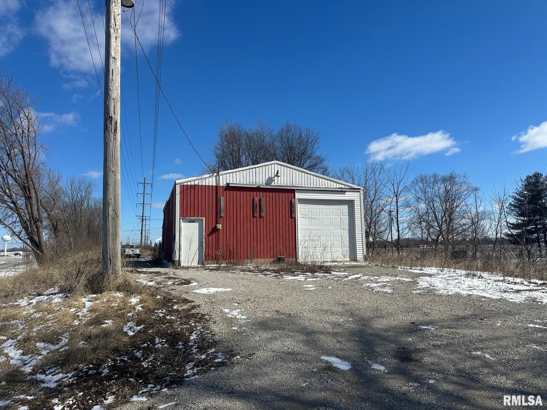 Pawnee Commercial Property with Lease