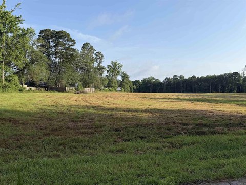 LAND - White Hall, AR