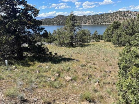 Lake Shastina View Lot