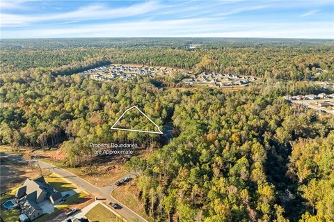 Spacious Lot in Arrowhead Subdivision