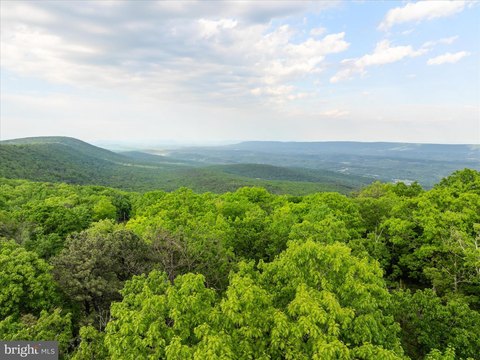 LAND - BERKELEY SPRINGS, WV