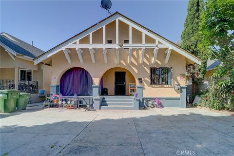 Duplex For Sale with LARD2 Zoning