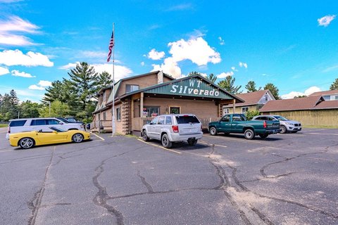 Bar and Grill with Upstairs Apartment