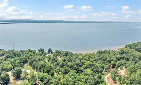 Waterfront Lots with Lake Views