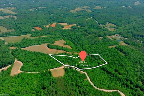 LAND - Pinnacle, NC