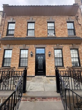 Mount Vernon Five-Family Property