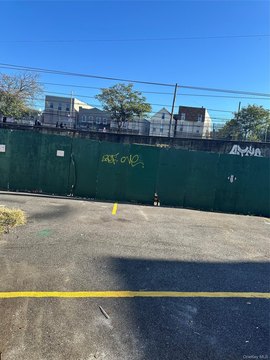 Land, Bronx, NY