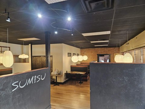 Fully Equipped Restaurant with Meeting Rooms