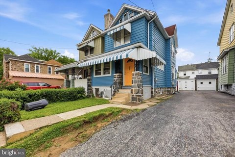 Two-Story Twin Home