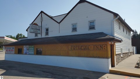Restaurant and Bar with Apartments