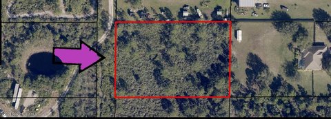 Residential Land in Grant-Valkaria, FL