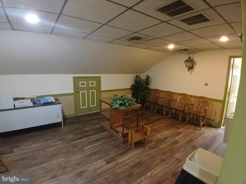 Elmer, NJ Office Complex Lease