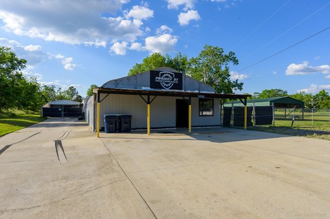 Versatile Commercial Property in Williston