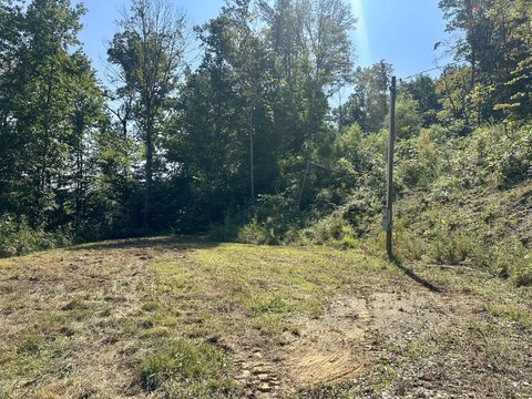 Land, East Bernstadt, KY