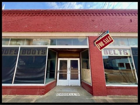 Historic Batesville Commercial Building