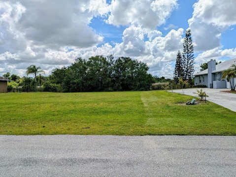 LAND - Okeechobee, FL