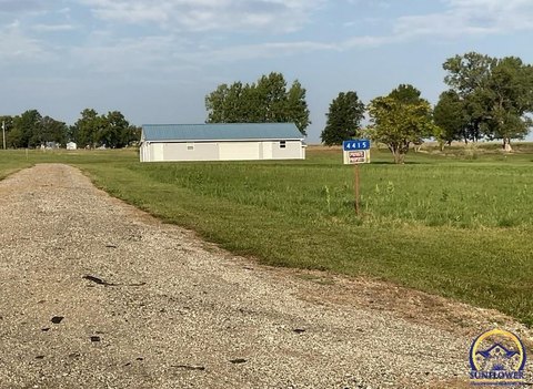 LAND - Topeka, KS