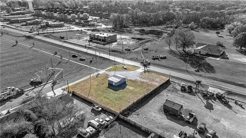 High-Visibility Corner Commercial Lot