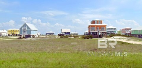 Waterfront Home Lot Near Gulf