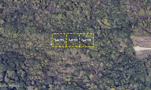 Residential Land in St. Martinville