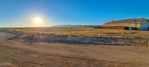 Land, California City, CA