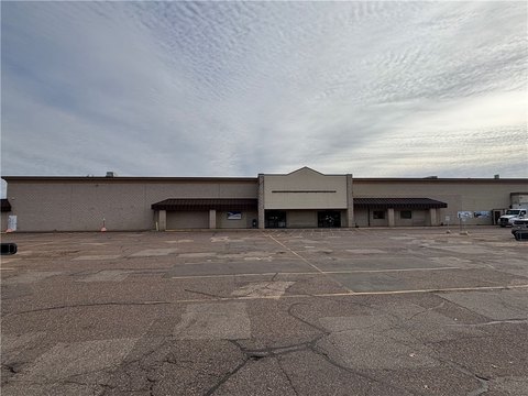 Adaptable Commercial Space in Chippewa
