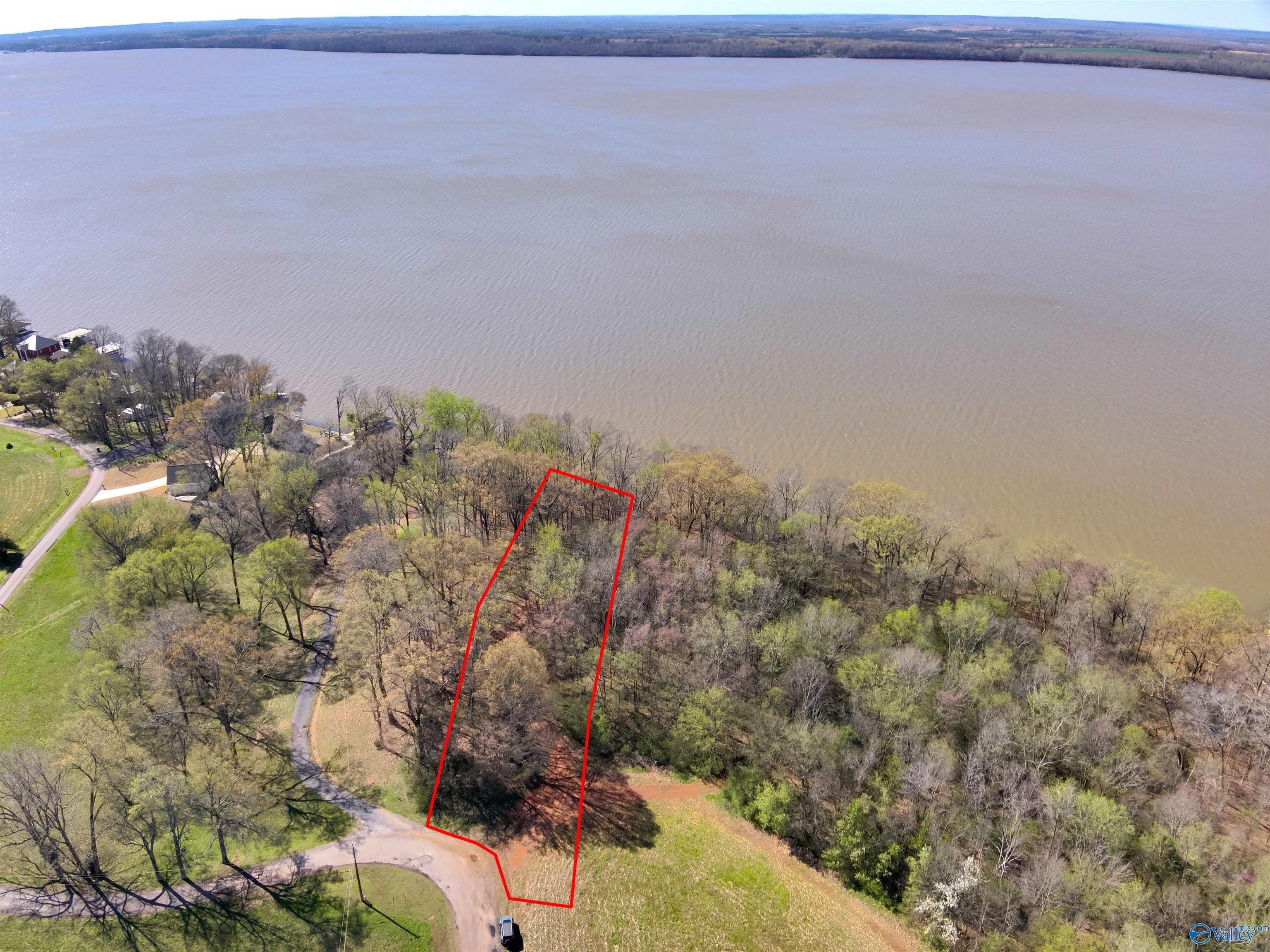 Waterfront Land on Wheeler Lake