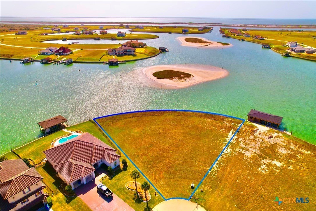 Waterfront Lot in Port O'Connor