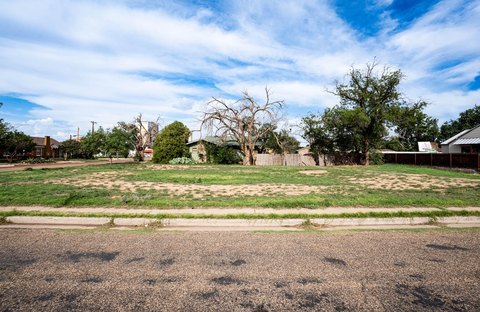 LAND - Lubbock, TX