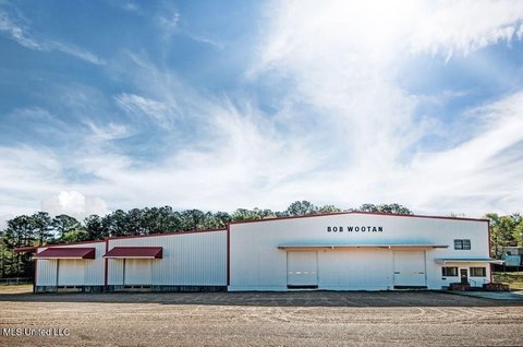 Versatile Warehouse with Office Space