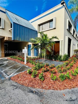 Corner Office Suite with Private Rooms