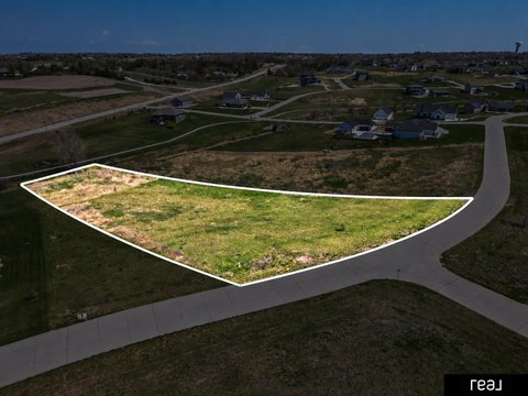LAND, Gretna, NE