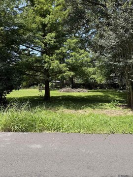 Land, Baker, LA