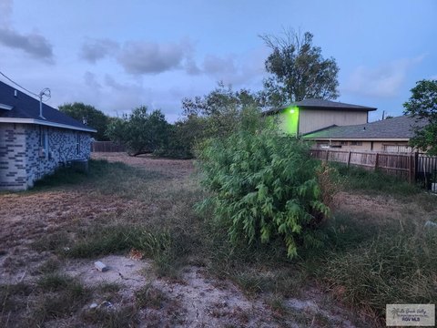 Land, BROWNSVILLE, TX