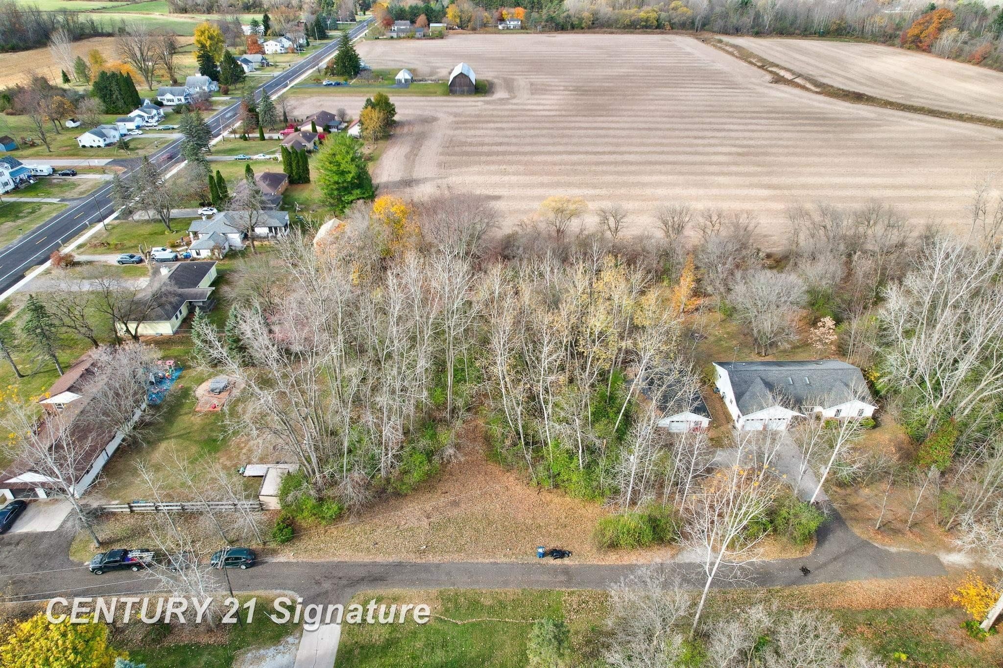 Residential Land in Auburn, MI