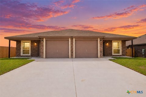 Duplex with Garage
