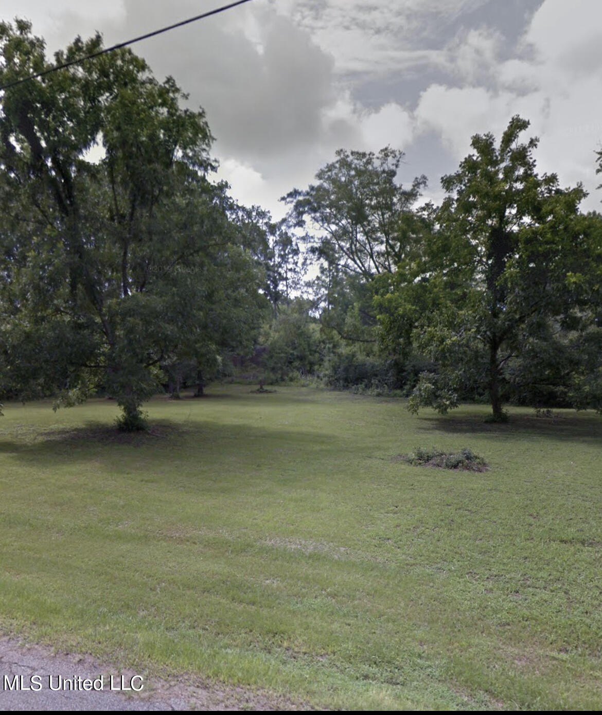 Vacant Lot in Heatherwood Estates
