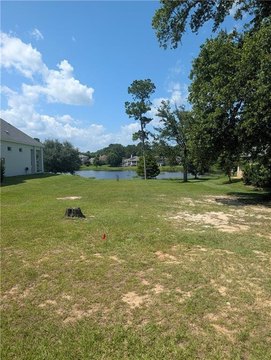 Land, Abita Springs, LA