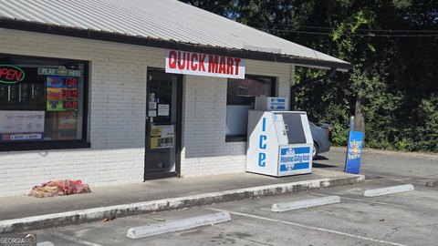 Conyers Retail Space with Inventory