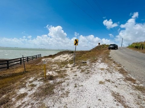 Nueces Bay Land with Views
