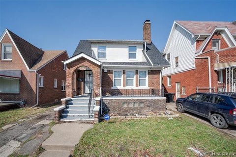 Updated Duplex in Detroit