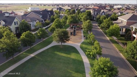 Residential Land in Vintage Township