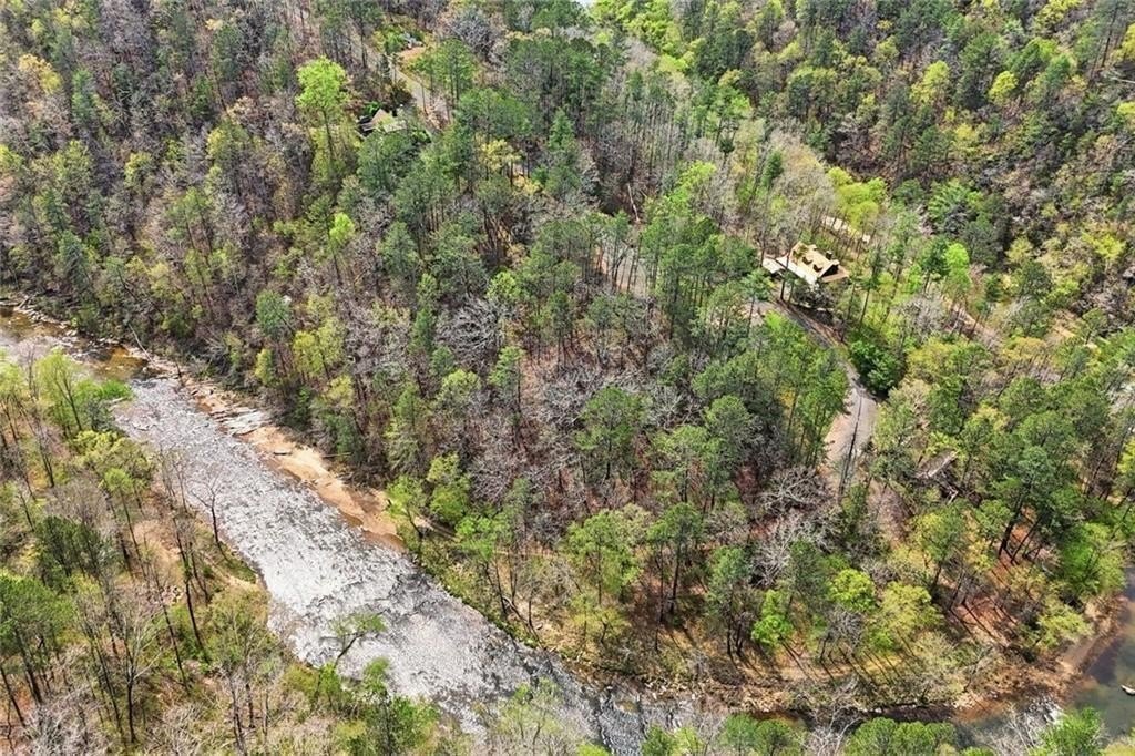 Creekfront Homesite in Gated Community