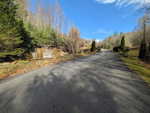 Gated Homesite with Mountain Views