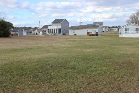 Residential Lot in Captains Cove